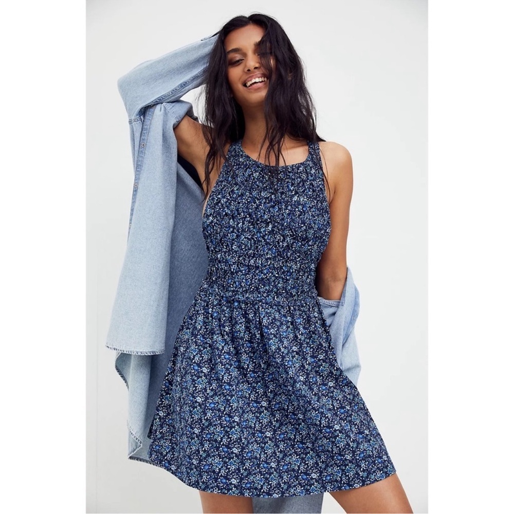 Free People Petunia Smocked Mini Jumper Dress Floral Open Back Blue Summer Sz XS